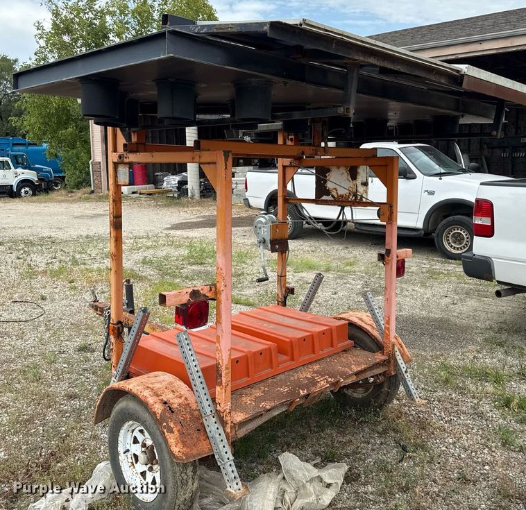 image for item ED4306 Nat-Sign arrow board trailer