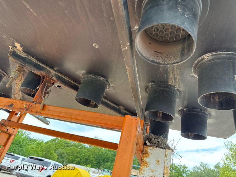 image for item ED4306 Nat-Sign arrow board trailer