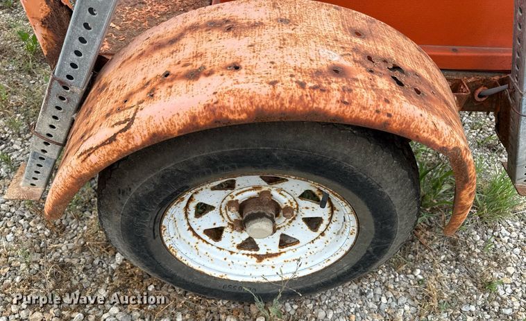 image for item ED4306 Nat-Sign arrow board trailer