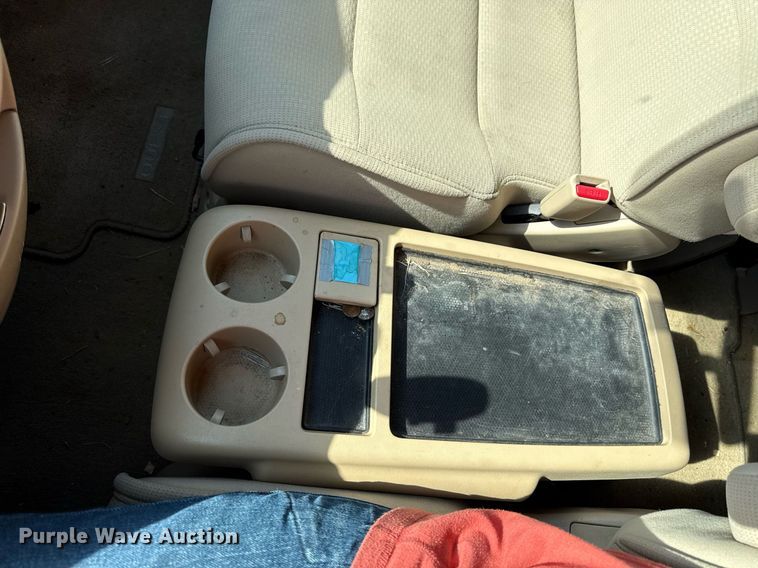 image for item ED4308 2008 Nissan Quest van