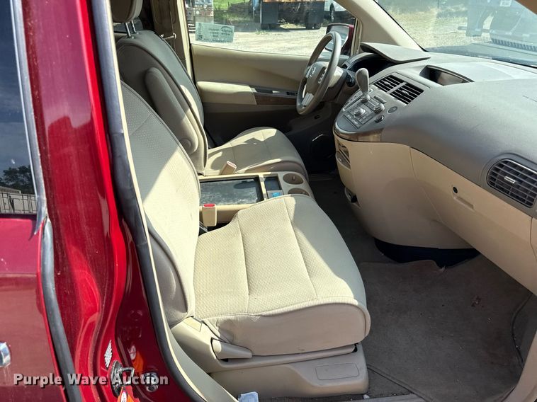 image for item ED4308 2008 Nissan Quest van