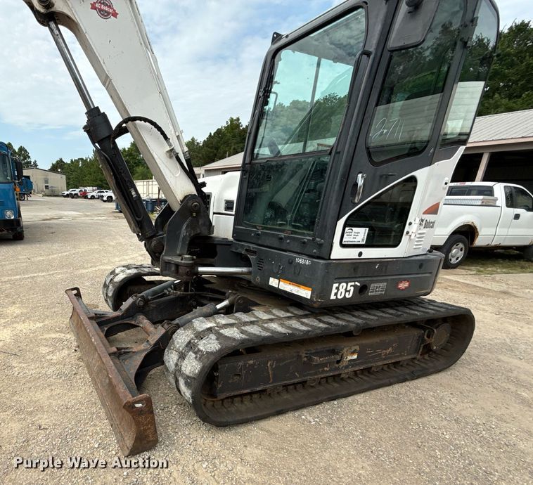 image for item ED4309 2014 Bobcat E85 mini excavator