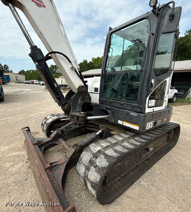 image for item ED4309 2014 Bobcat E85 mini excavator