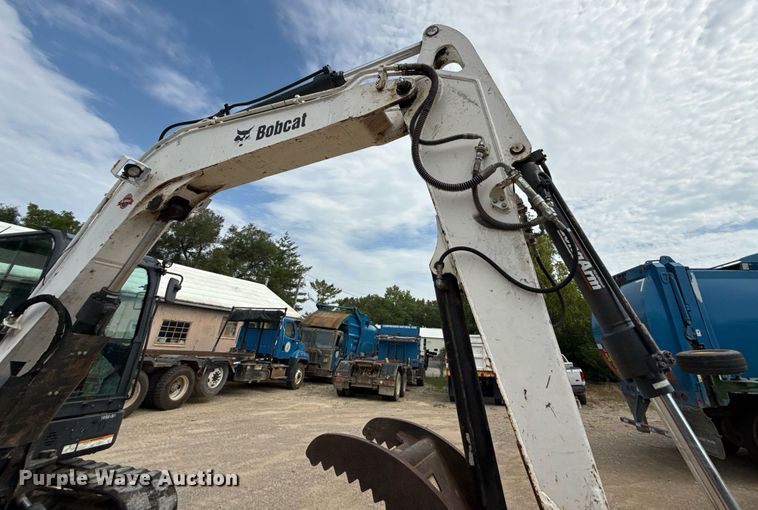 image for item ED4309 2014 Bobcat E85 mini excavator