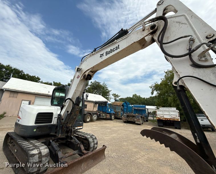image for item ED4309 2014 Bobcat E85 mini excavator