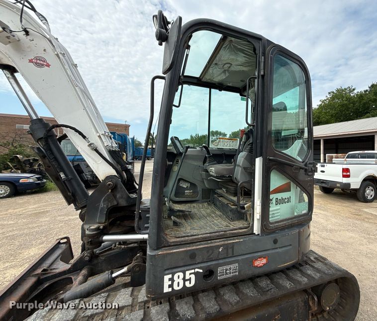 image for item ED4309 2014 Bobcat E85 mini excavator