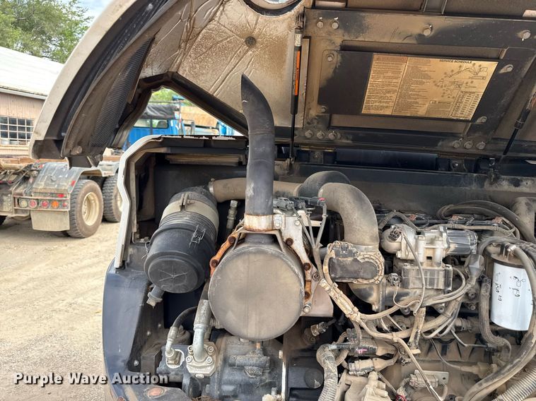 image for item ED4309 2014 Bobcat E85 mini excavator