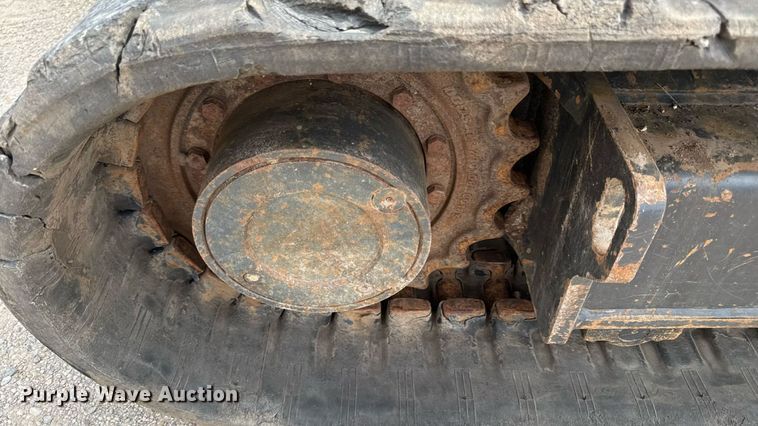 image for item ED4309 2014 Bobcat E85 mini excavator