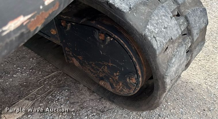 image for item ED4309 2014 Bobcat E85 mini excavator