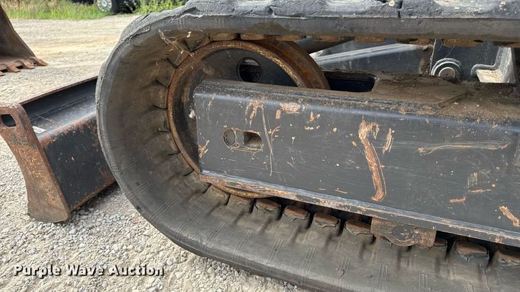 image for item ED4309 2014 Bobcat E85 mini excavator