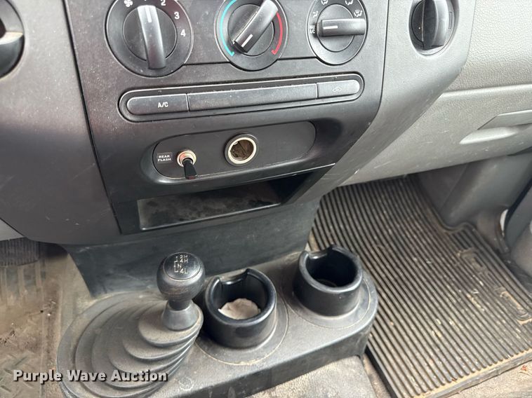 image for item ED4310 2008 Ford F150 pickup truck