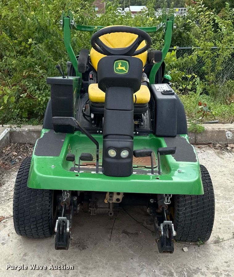 image for item ED4313 John Deere 1570 ZTR lawn mower