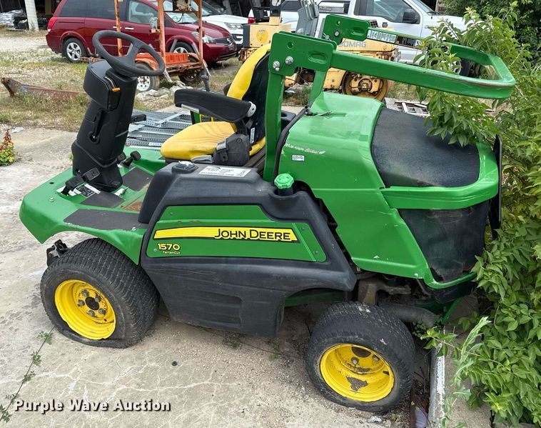 image for item ED4313 John Deere 1570 ZTR lawn mower
