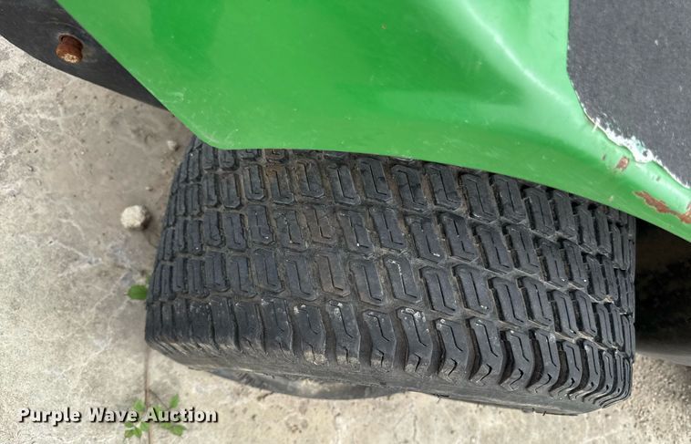 image for item ED4313 John Deere 1570 ZTR lawn mower