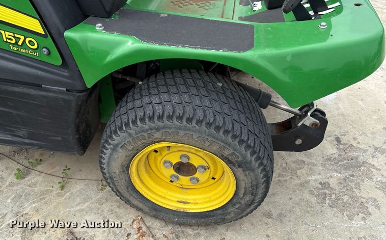 image for item ED4313 John Deere 1570 ZTR lawn mower