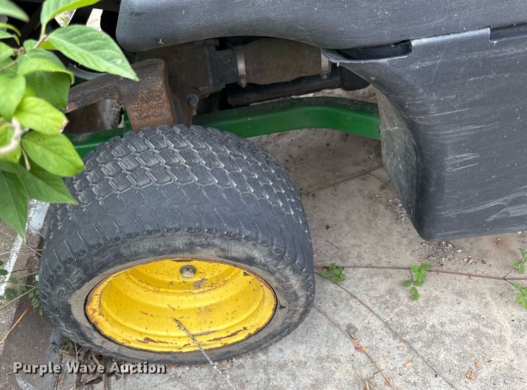 image for item ED4313 John Deere 1570 ZTR lawn mower