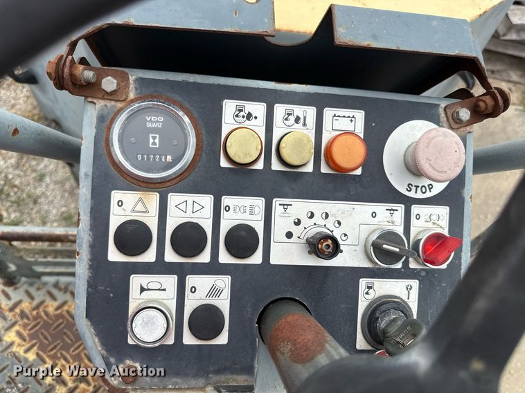 image for item ED4316 1993 Bomag BW120AD-2 double drum roller