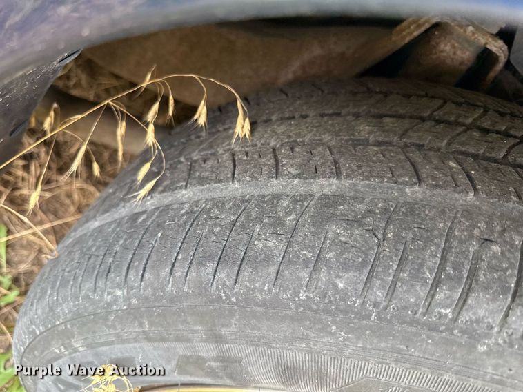 image for item ED4319 2003 Ford Crown Victoria Police Interceptor 