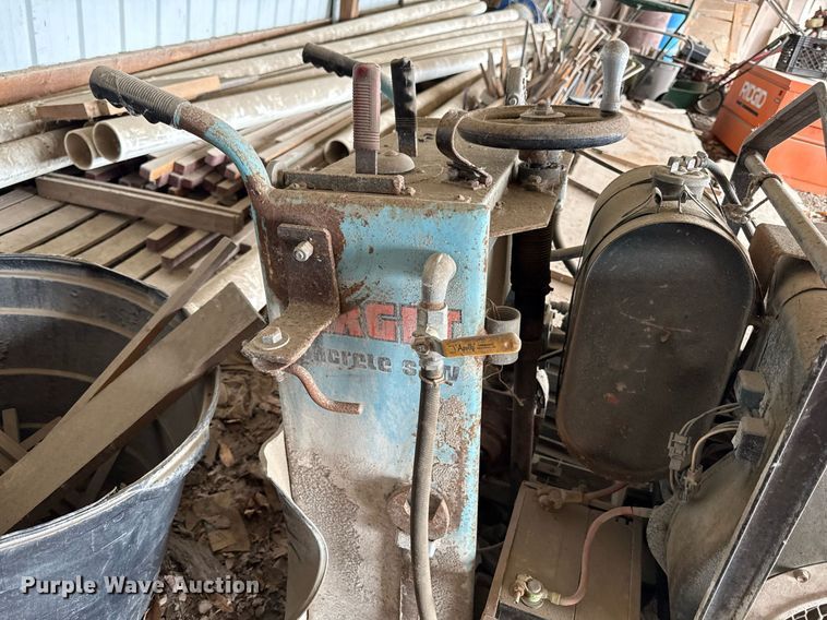 image for item ED4321 (4) concrete saws