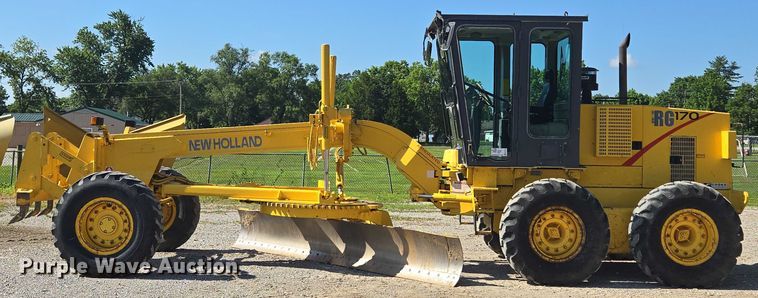 image for item EF1577 2000 New Holland RG170 motor grader
