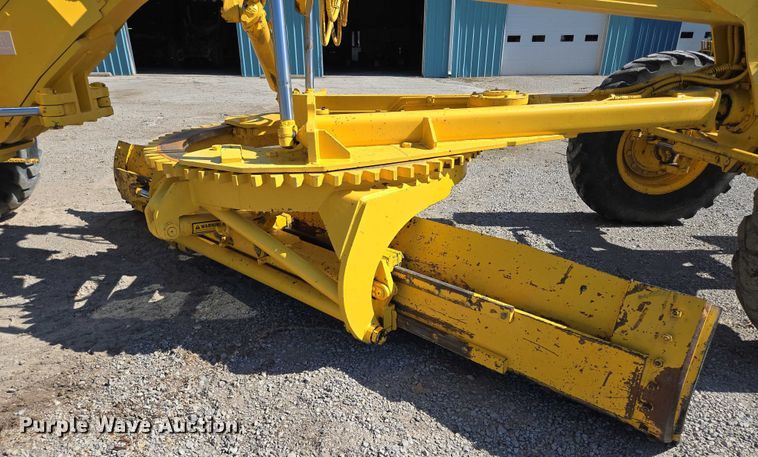 image for item EF1577 2000 New Holland RG170 motor grader