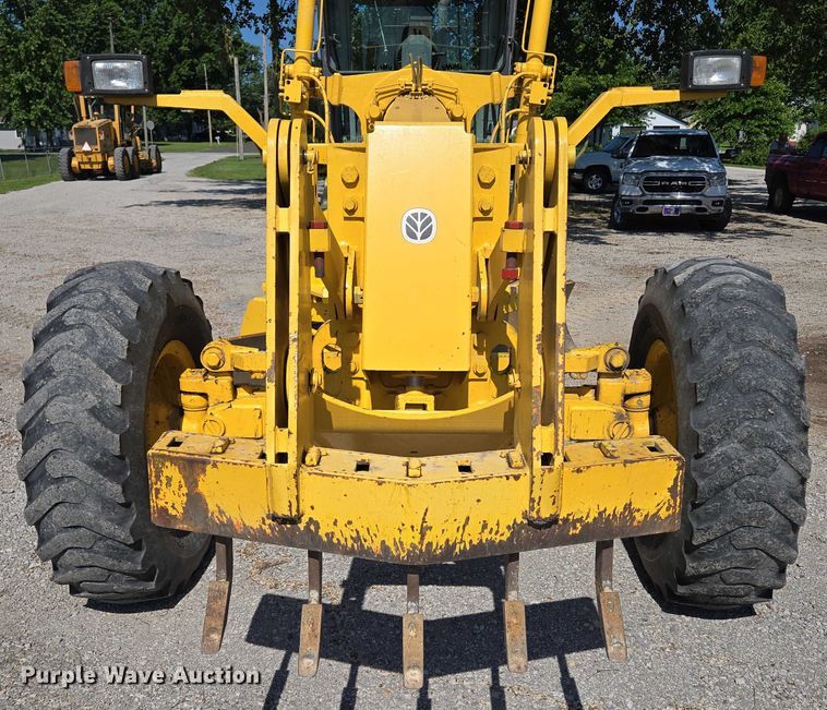 image for item EF1577 2000 New Holland RG170 motor grader