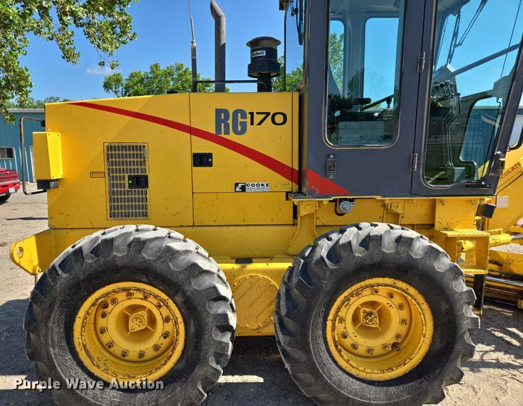 image for item EF1577 2000 New Holland RG170 motor grader