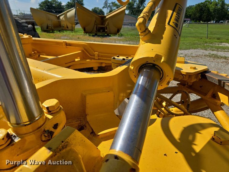 image for item EF1577 2000 New Holland RG170 motor grader