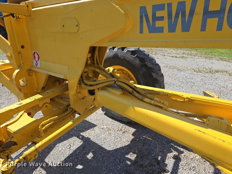 image for item EF1577 2000 New Holland RG170 motor grader
