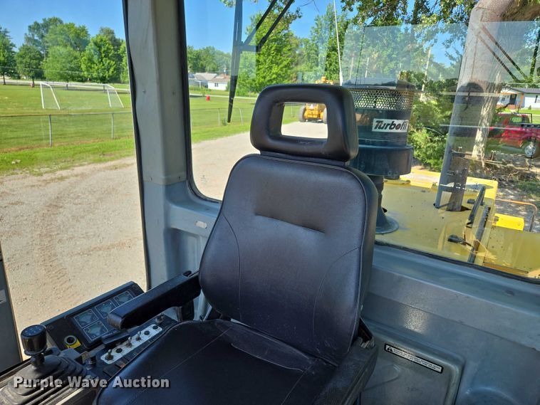 image for item EF1577 2000 New Holland RG170 motor grader