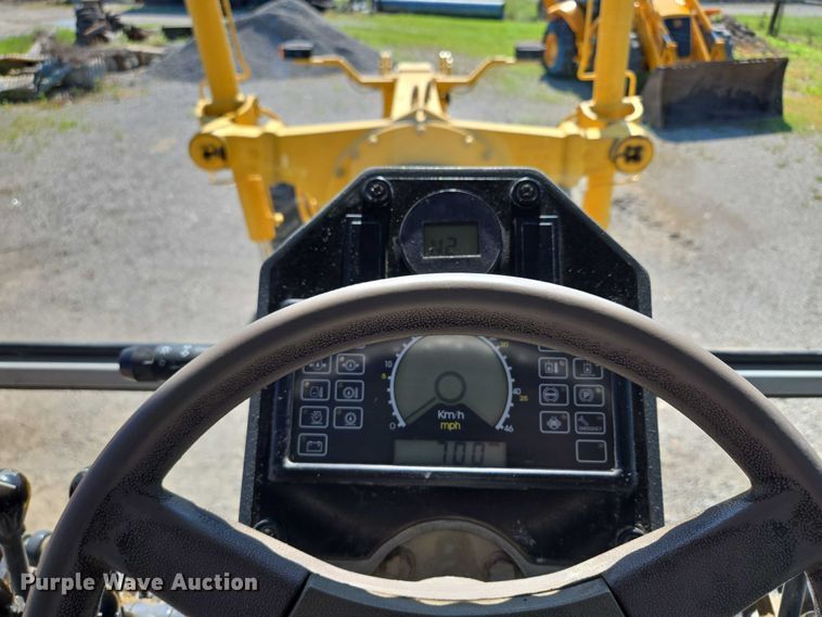 image for item EF1577 2000 New Holland RG170 motor grader