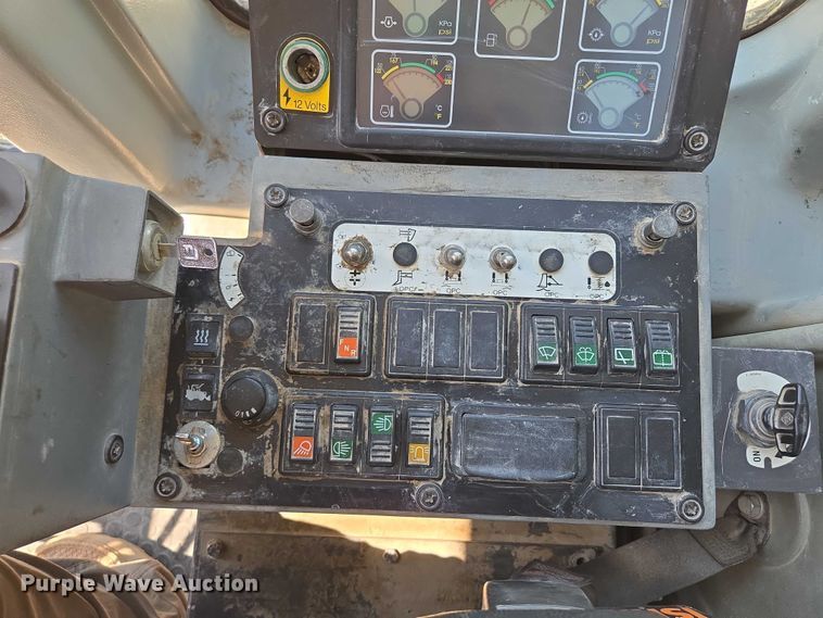 image for item EF1577 2000 New Holland RG170 motor grader