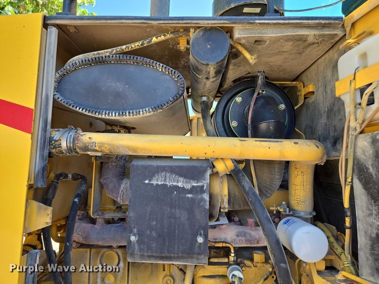 image for item EF1577 2000 New Holland RG170 motor grader