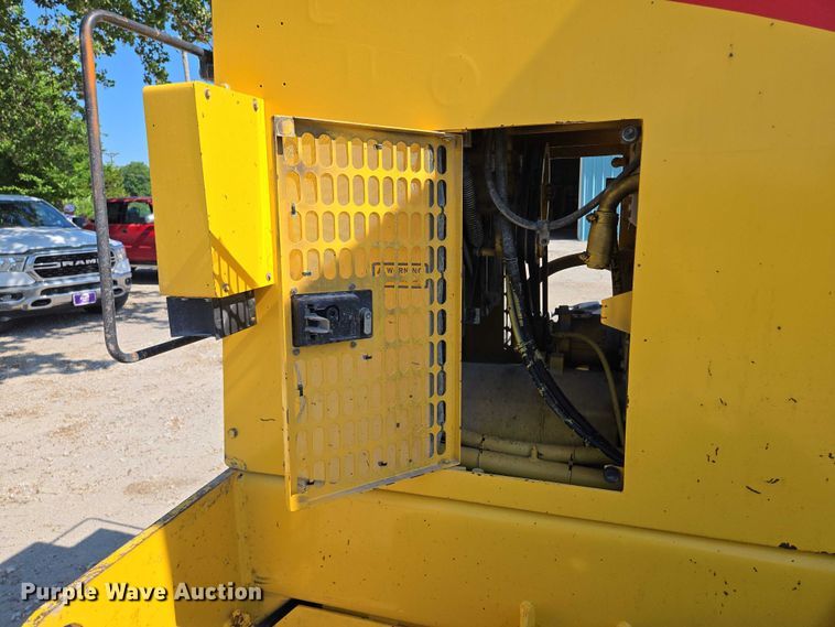 image for item EF1577 2000 New Holland RG170 motor grader