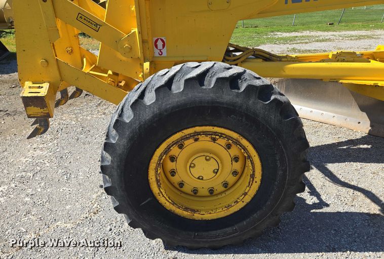 image for item EF1577 2000 New Holland RG170 motor grader