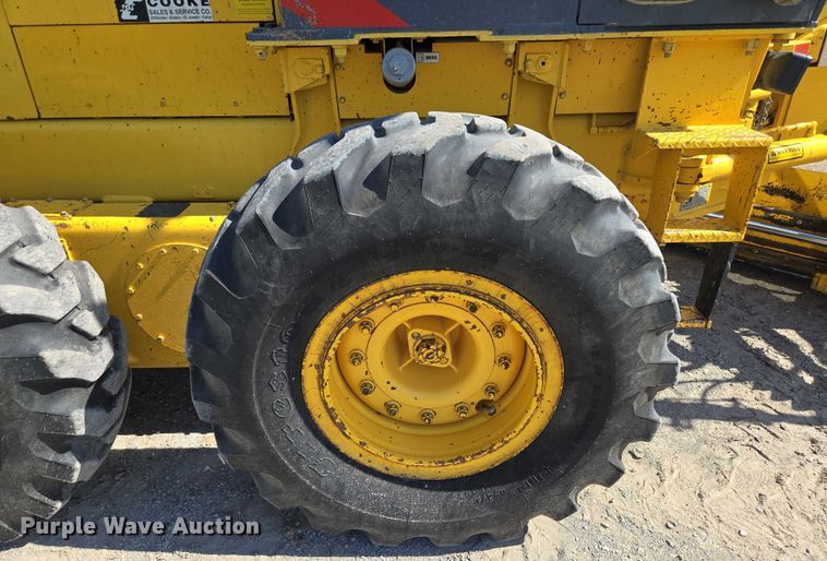 image for item EF1577 2000 New Holland RG170 motor grader