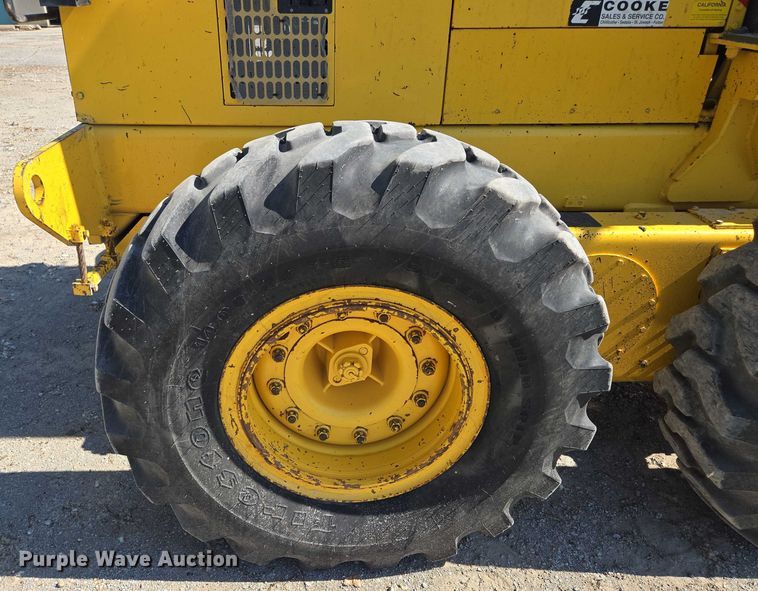 image for item EF1577 2000 New Holland RG170 motor grader