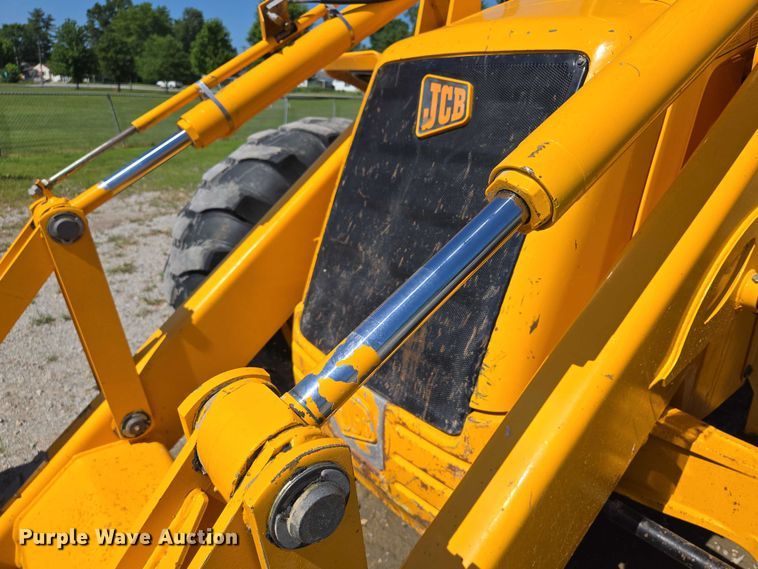 image for item EF1578 2014 JCB 214S Series 3 backhoe