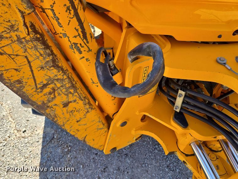 image for item EF1578 2014 JCB 214S Series 3 backhoe