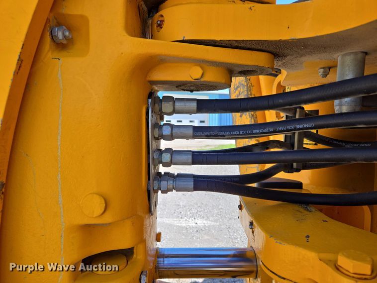 image for item EF1578 2014 JCB 214S Series 3 backhoe