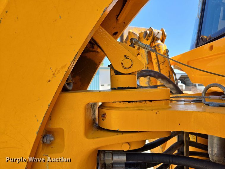 image for item EF1578 2014 JCB 214S Series 3 backhoe