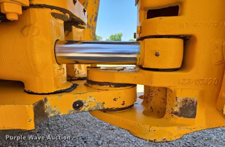 image for item EF1578 2014 JCB 214S Series 3 backhoe