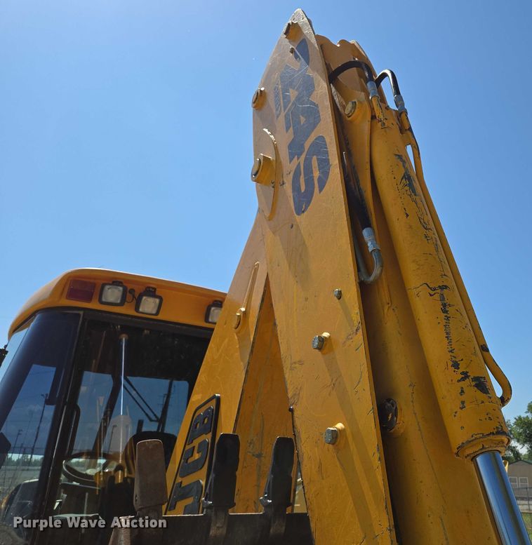 image for item EF1578 2014 JCB 214S Series 3 backhoe