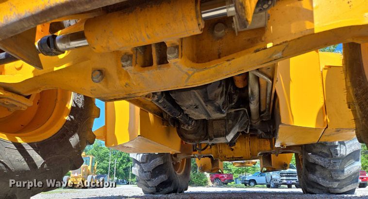 image for item EF1578 2014 JCB 214S Series 3 backhoe