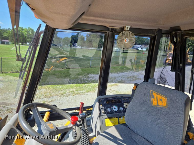 image for item EF1578 2014 JCB 214S Series 3 backhoe