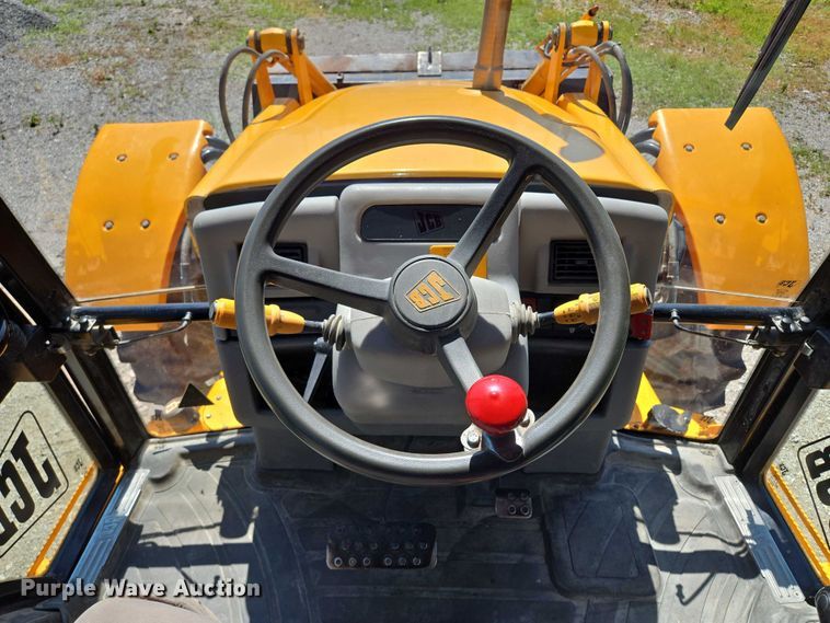 image for item EF1578 2014 JCB 214S Series 3 backhoe