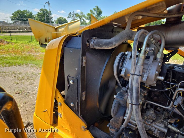 image for item EF1578 2014 JCB 214S Series 3 backhoe