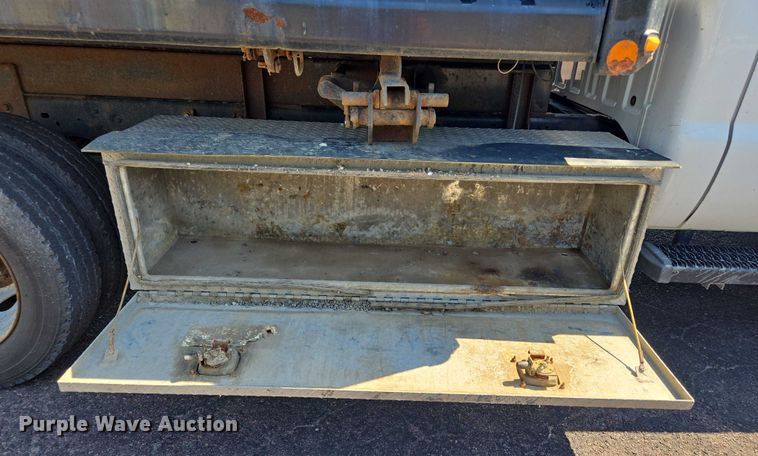 image for item EF1620 2014 Ford F450 Super Duty XL dump truck