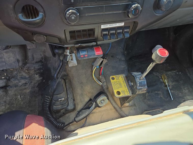 image for item EF1620 2014 Ford F450 Super Duty XL dump truck