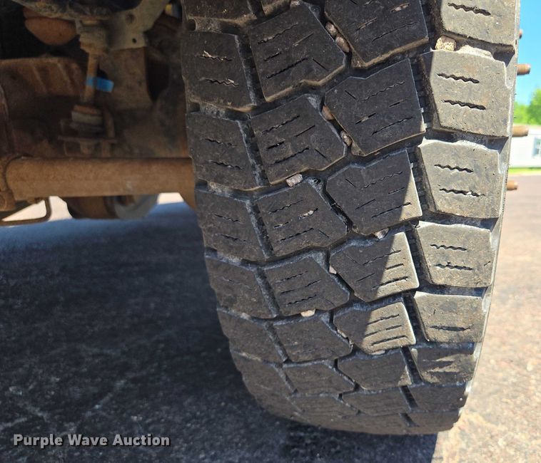 image for item EF1620 2014 Ford F450 Super Duty XL dump truck